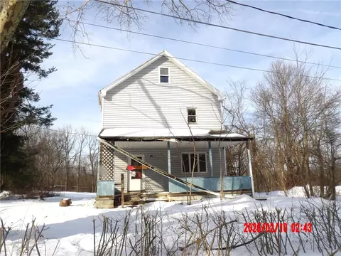 31 Spring Hl, New Castle, PA 16101