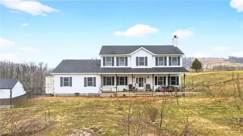 220 Main Rd, West Alexander, PA 15376