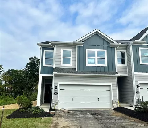 162 River Ridge Dr, Moon Twp, PA 15108