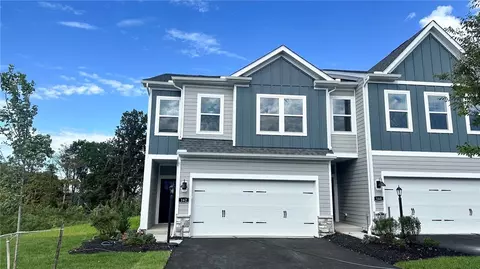 162 River Ridge Dr, Moon Twp, PA 15108