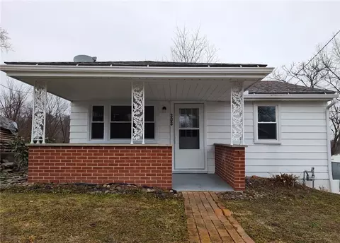 303 Lentz St, Jeannette, PA 15644
