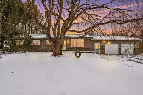 1306 Pitt St, Jennerstown, PA 15547
