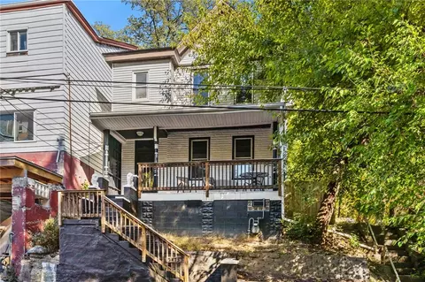 5473 Kincaid St, Pittsburgh, PA 15206