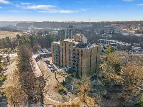 820 E Beau #3M, Washington, PA 15301