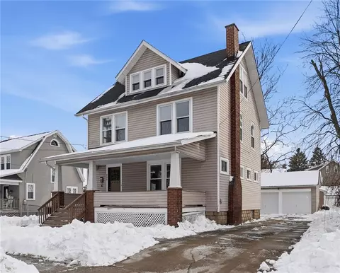 232 E Meyer Ave, New Castle, PA 16105