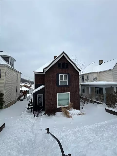 312 Welsh Ave, Wilmerding, PA 15148