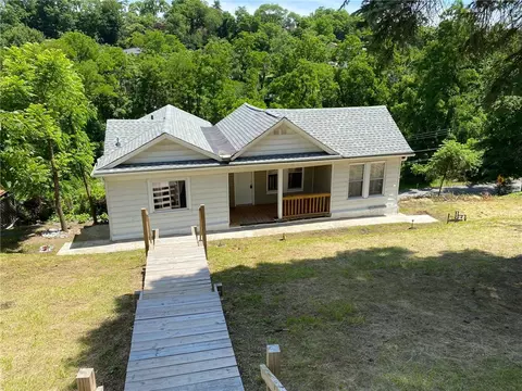 61 Pointview Rd, Pittsburgh, PA 15227