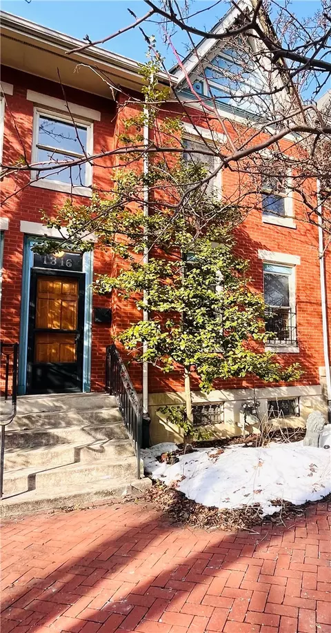 1316 Sheffield, Pittsburgh, PA 15233