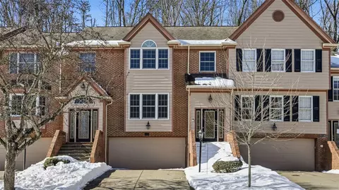 2147 Huntington Ct S, Wexford, PA 15090