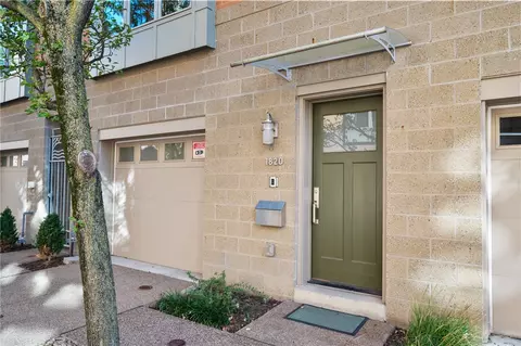 1820 Merriman Way, Pittsburgh, PA 15203