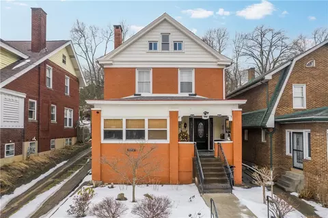 550 Halcomb Ave, Clairton, PA 15025