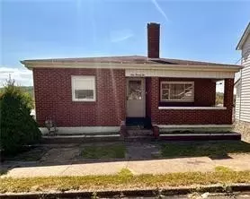 122 E Harvey St, Masontown, PA 15461
