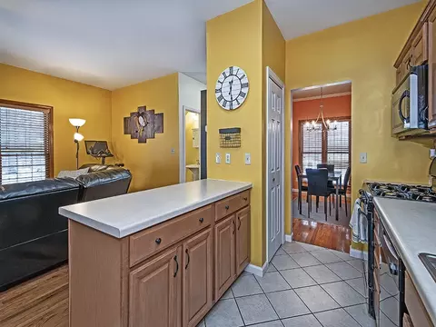 5648 Monroe Cir, Export, PA 15632 photo 9