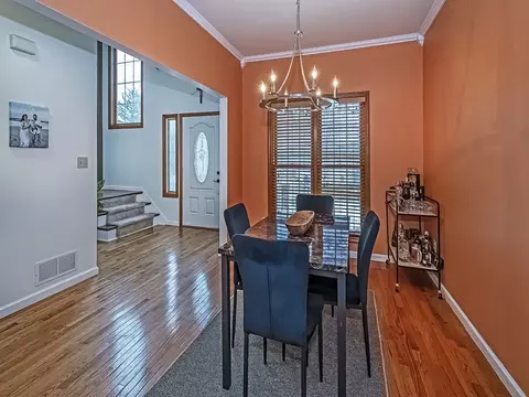 5648 Monroe Cir, Export, PA 15632 photo 6
