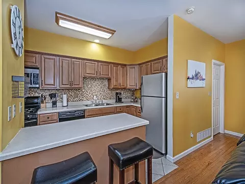 5648 Monroe Cir, Export, PA 15632 photo 10
