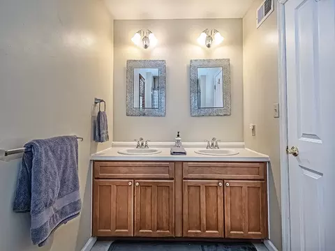 5648 Monroe Cir, Export, PA 15632 photo 22
