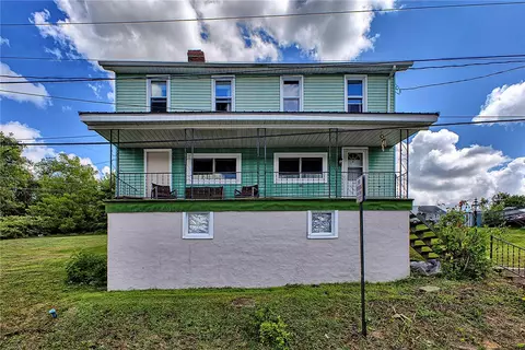 8005 Hayward St, Wendel, PA 15691