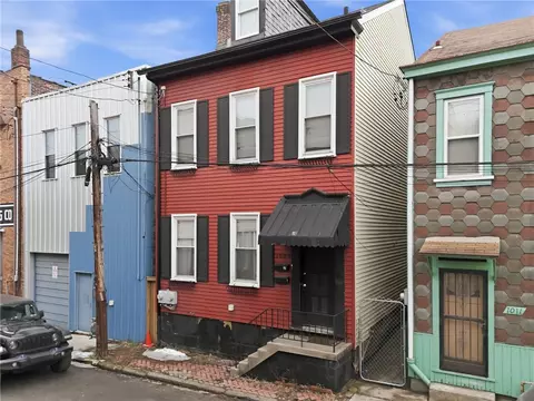 1009 Constance St, Pittsburgh, PA 15212