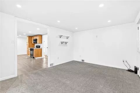 Living - 123 4th Ave, New Eagle, PA 15067 photo 4 of 4