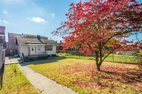 221 Alpine Ave, Pittsburgh, PA 15212