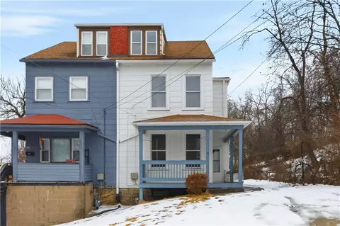 30 Harrison St, Homestead, PA 15120