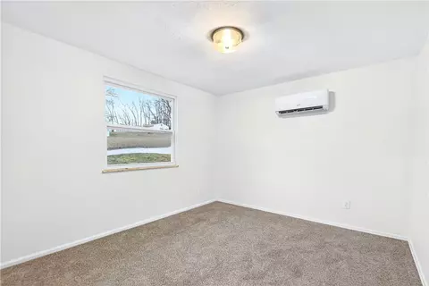 Bedroom - 1923 Ivanhoe Dr, Irwin, PA 15642 photo 5 of 6