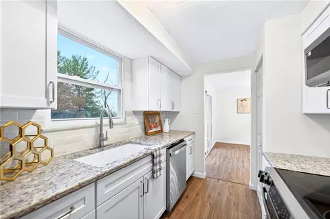 Kitchen - 1923 Ivanhoe Dr, Irwin, PA 15642 photo 3 of 3