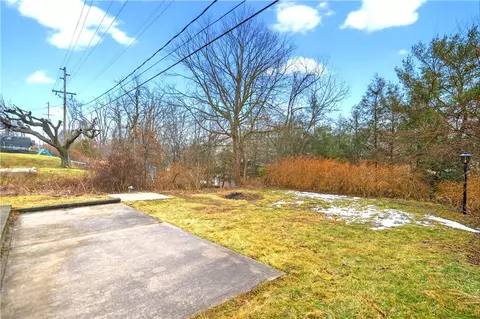 Exterior - 1923 Ivanhoe Dr, Irwin, PA 15642 photo 3 of 3