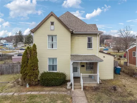 709 Helman St, Youngwood, PA 15697