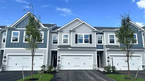 158 River Ridge Dr, Moon Twp, PA 15108