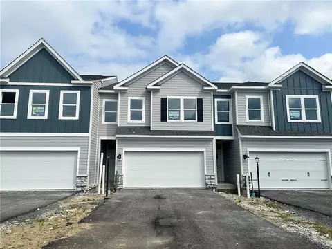 158 River Ridge Dr, Moon Twp, PA 15108
