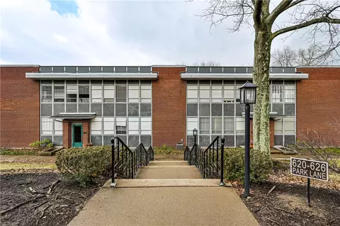 624 Park Ln #D, Greensburg, PA 15601