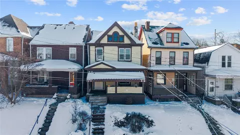 808 E 10th Ave, Munhall, PA 15120
