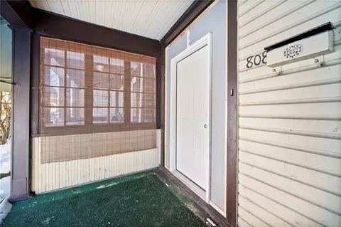 Exterior - 808 E 10th Ave, Munhall, PA 15120 photo 3 of 3
