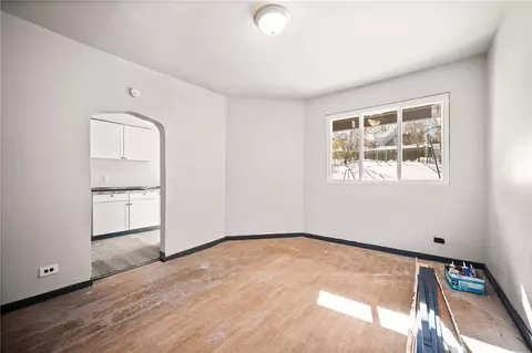 Living - 808 E 10th Ave, Munhall, PA 15120 photo 3 of 4