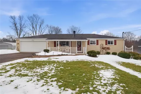 343 Westbrook Dr, Butler, PA 16001