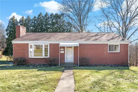 101 Garlow Dr, Pittsburgh, PA 15235