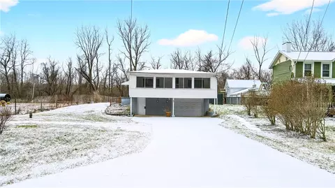 123 Canal St, West Pittsburg, PA 16160