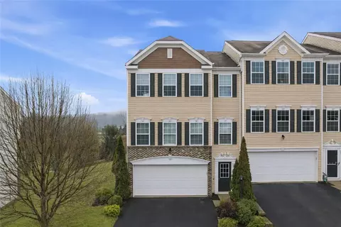 139 Rylie Dr, Harmony, PA 16037