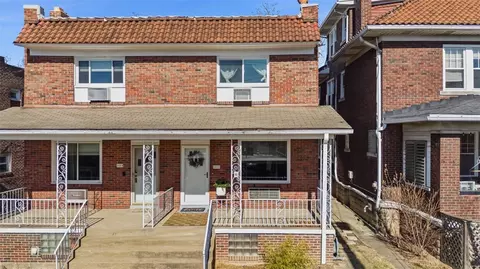 5555 Pocusset St, Pittsburgh, PA 15217