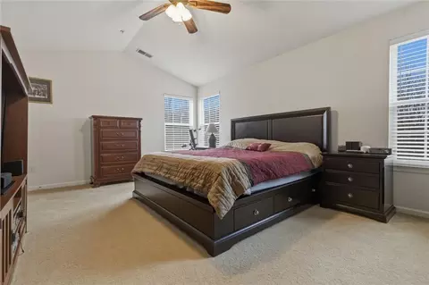 Bedroom - 11621 Beacon Dr, Irwin, PA 15642 photo 2 of 7