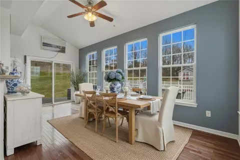 Dining - 11621 Beacon Dr, Irwin, PA 15642 photo 1 of 2