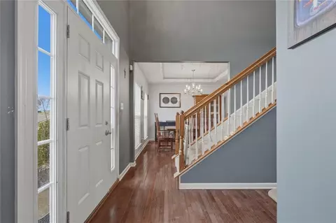 Entry Way - 11621 Beacon Dr, Irwin, PA 15642 photo 2 of 2
