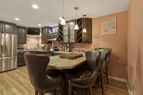 Kitchen - 11621 Beacon Dr, Irwin, PA 15642 photo 7 of 7