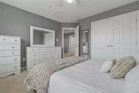 Bedroom - 11621 Beacon Dr, Irwin, PA 15642 photo 5 of 7