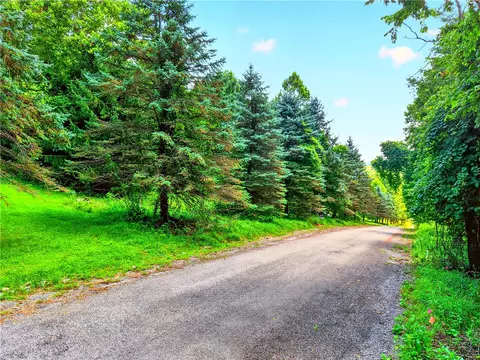 lot Apt 7 Hemlock Way, Washington, PA 15301