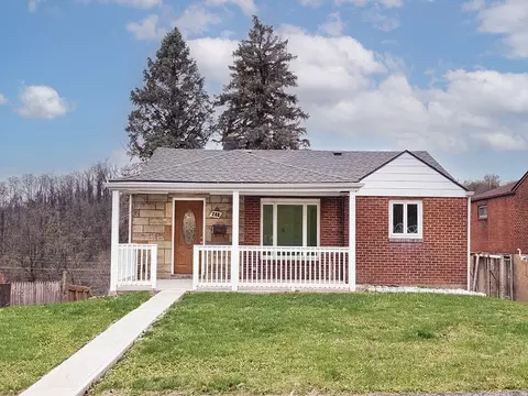 260 Creston Dr, West Mifflin, PA 15122