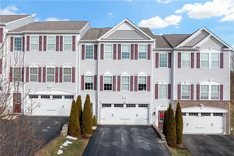 206 Brae Glen Dr, Canonsburg, PA 15317