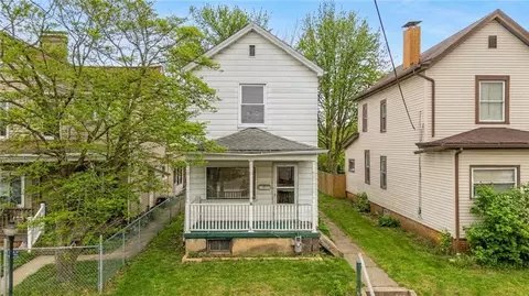 1349 2nd St, New Brighton, PA 15066