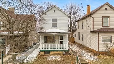 1349 2nd St, New Brighton, PA 15066